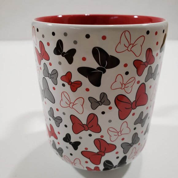 Disney Minnie Mouse Mug "Put a Bow On It" 3D Bow Handle 15 oz - Picture 4 of 13